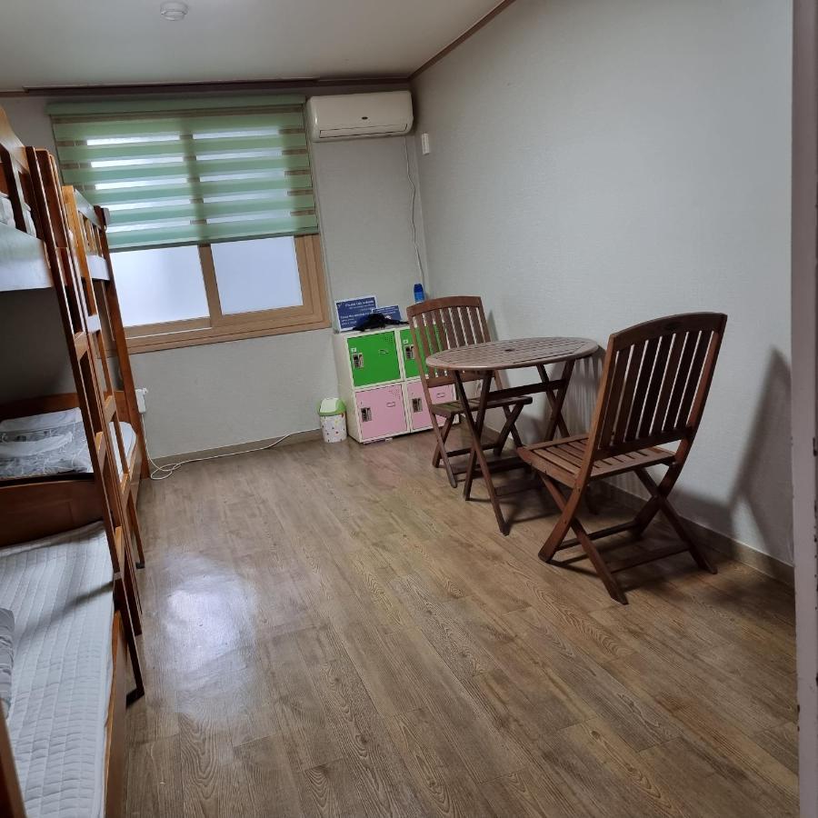 You&I Guesthouse Jeju Ngoại thất bức ảnh